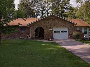 710 Lewis St, Dexter, MO 63841