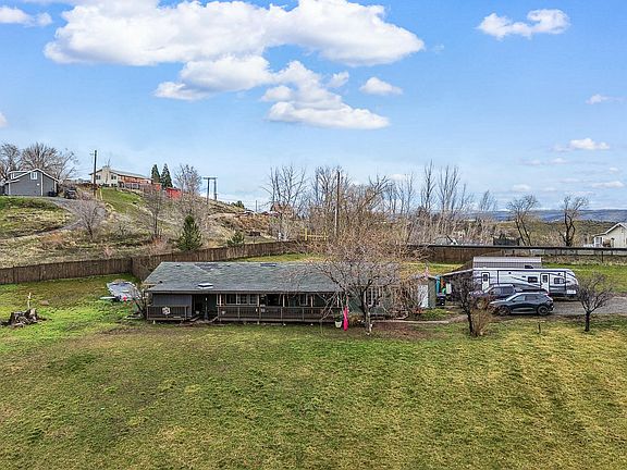 4th image of 661 Sole Rd