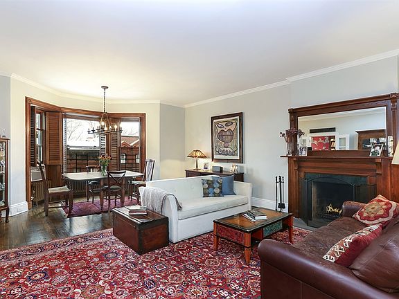 2nd image of 917 President St #4