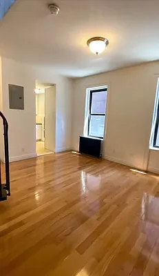 Rented by CitySites Real Estate Group | media 21