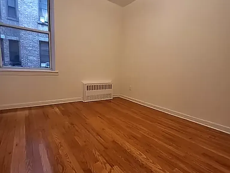 349 W 85th St #25 — Photo 3