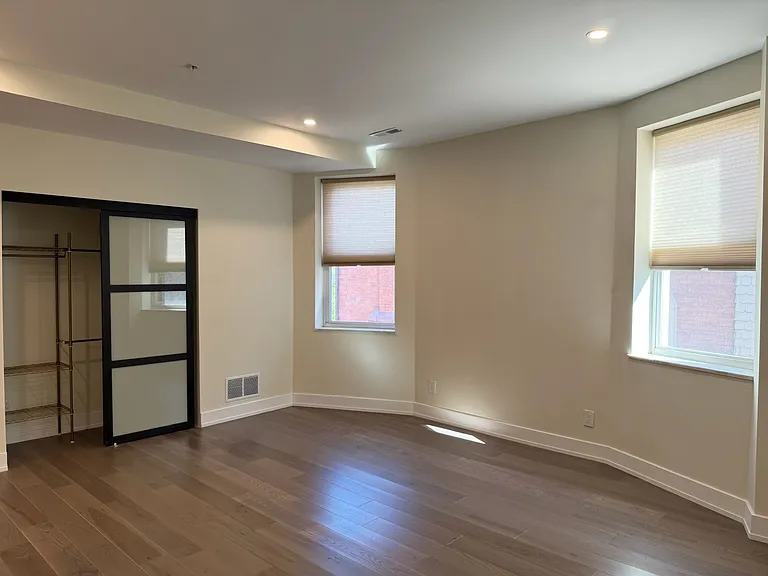 2327 Park Ave #2 — Photo 5