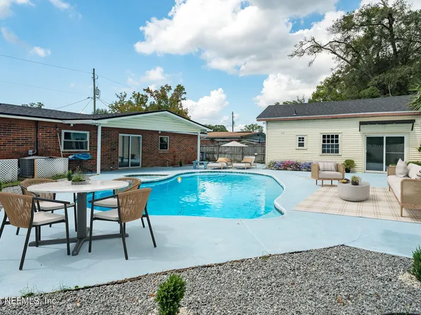 2761 SACK Drive E, Jacksonville, FL 32216