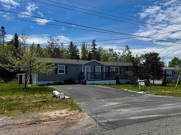 3rd image of 25 Rogers Dr