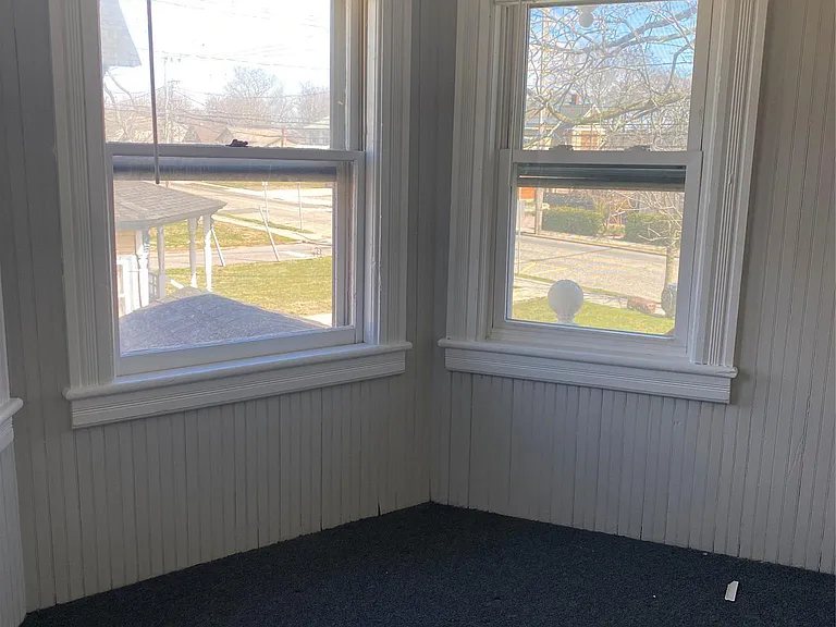 96 River Ave — Photo 4
