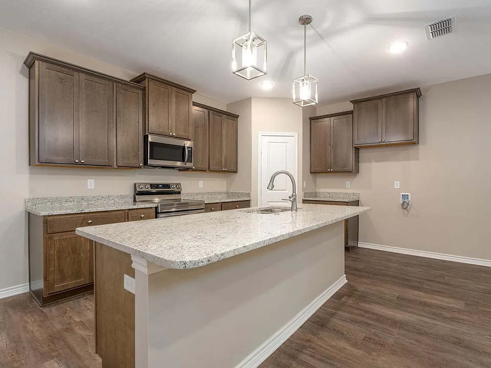 215 Shahan Trl
