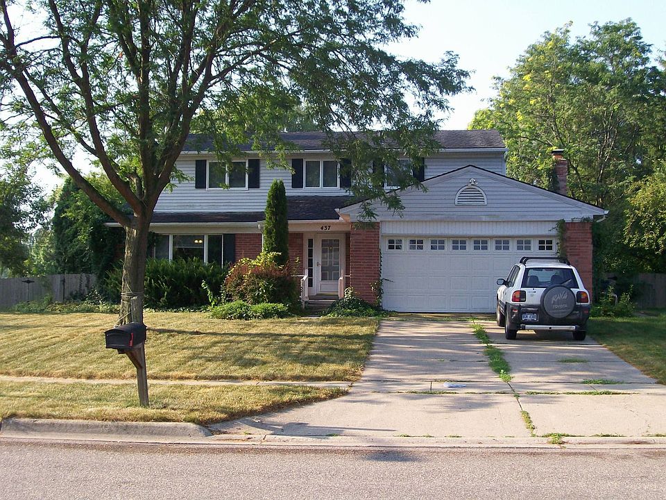 1st image of 437 Lexington Dr