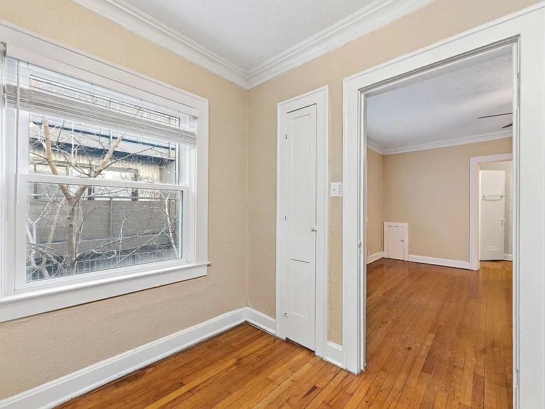 4908 Brookside Blvd — Photo 7