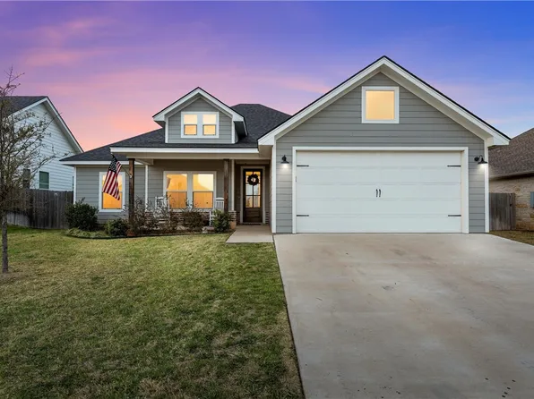 5401 Black Horse Ct, Waco, TX 76708