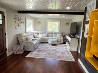 33975 Seavey Loop Rd, Eugene, OR 97405