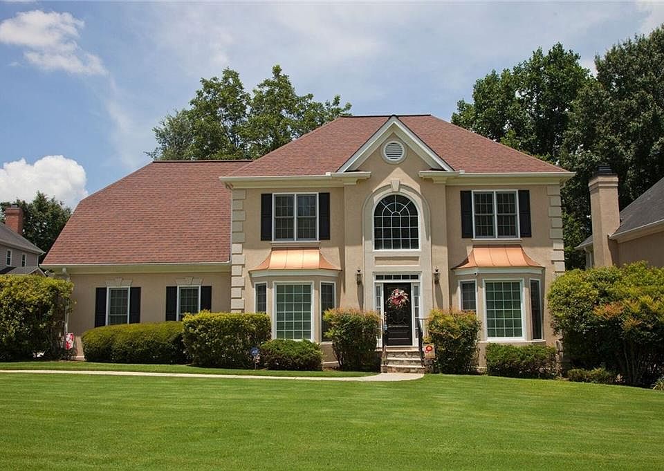 1st image of 3203 Whiteoak Cir SE