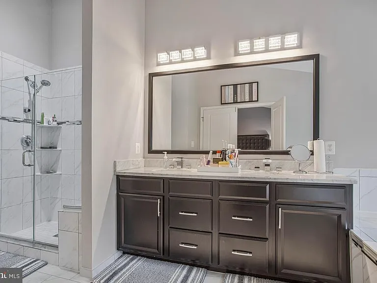 10805 Lariat Way — Photo 23
