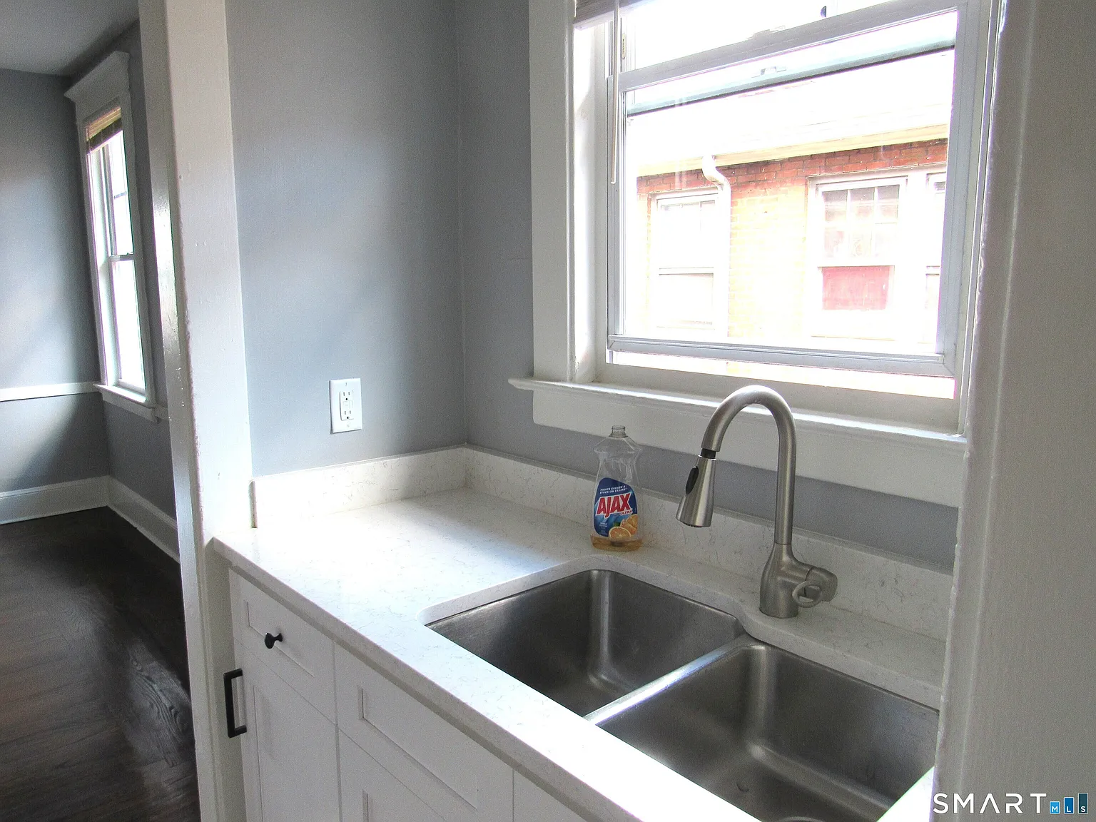 2 bed, 1.0 bath, 1200 sqft, $2,000 — Photo 4