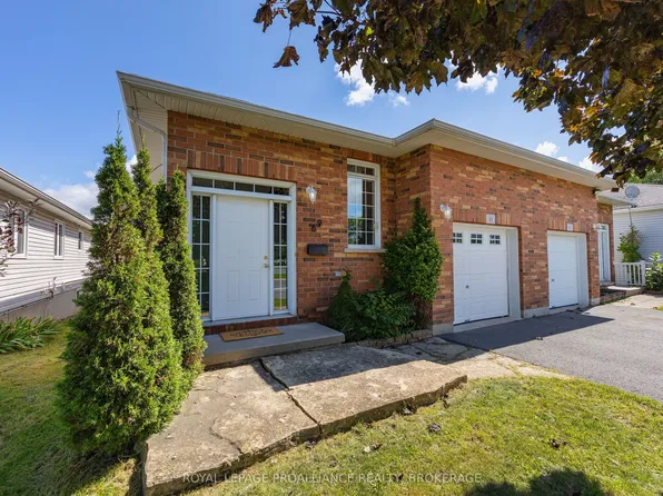 69 Wiley St, Kingston, ON K7K 5B3
