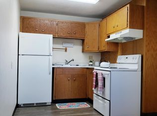 1214 3rd Ave SW APT 3, Jamestown, ND 58401