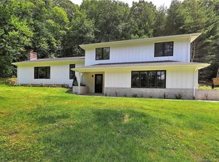 114 Turkey Roost Rd, Monroe, CT 06468