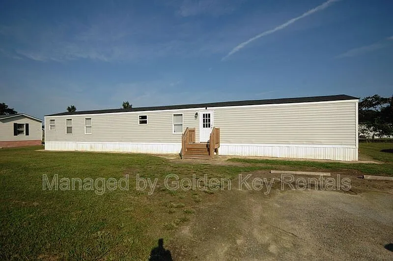 104 Lindsey Brooke Ln