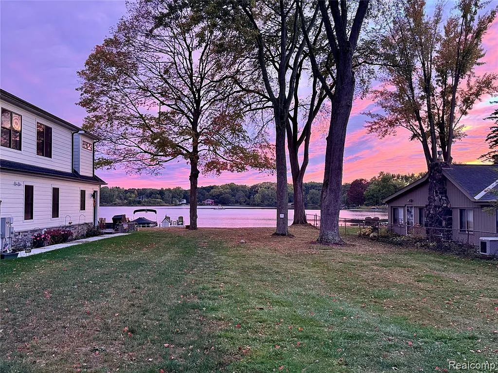 2 bed, 1200 sqft, $2,500 — Photo 4
