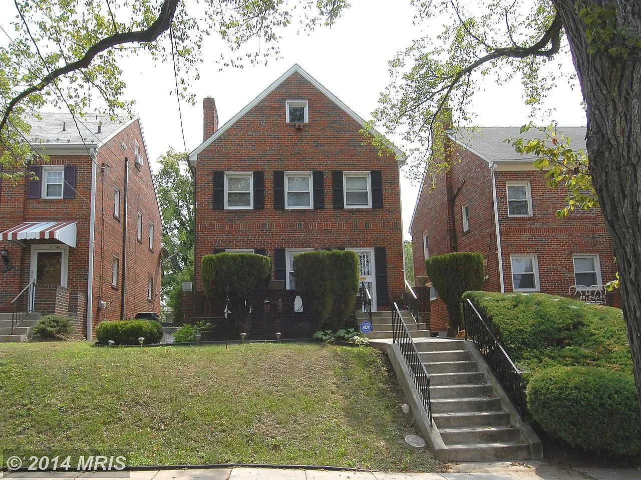 5609 New Hampshire Ave NE photo 1