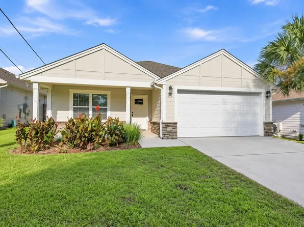 2107 Nina St, Navarre, FL 32566