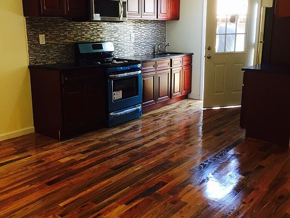 2nd image of 10609 Liverpool St #1