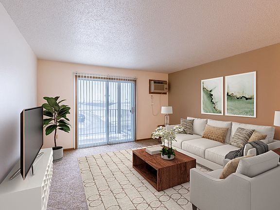 Fargo, ND Country Edge Apartments | Living