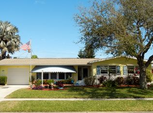916 Bluewater Dr, Indian Harbour Beach, FL 32937