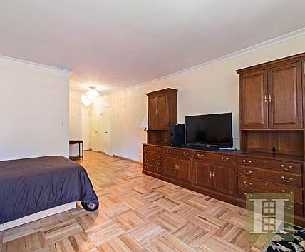 2nd image of 345 W 58th St APT 10-Y
