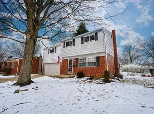 916 Fairwood Blvd, Elyria, OH 44035