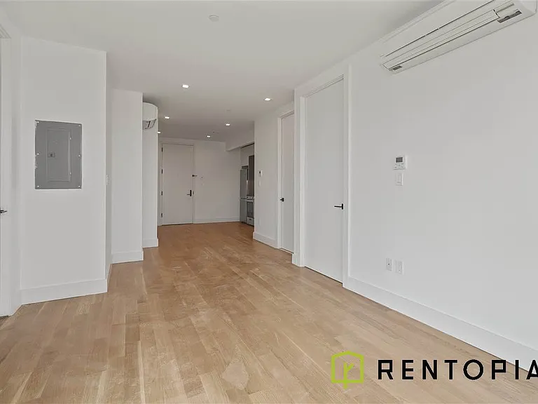 411 Meeker Ave #605D — Photo 7
