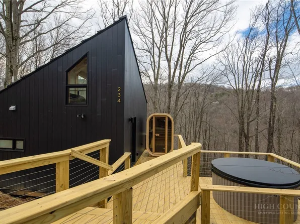 234 Wild Daisy Lane, Beech Mountain, NC 28604