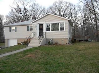 25 Jillson Dr, East Haven, CT 06512