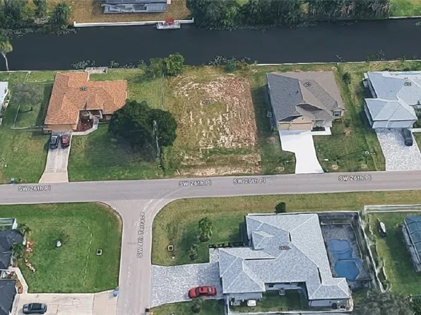 403 SW 26th Pl, Cape Coral, FL 33991