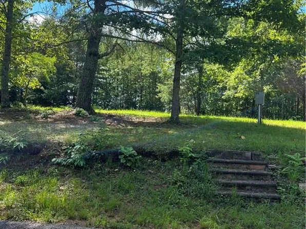 300 Cripple Creek Trl, Clarkesville, GA 30523