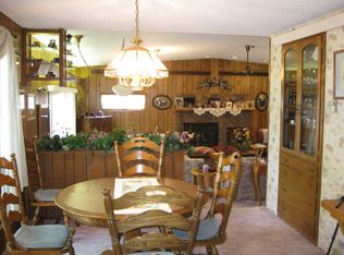 927 11th Ave N, Glasgow, MT 59230