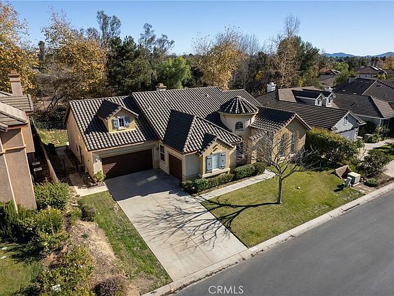 3rd image of 1031 Inverlochy Dr