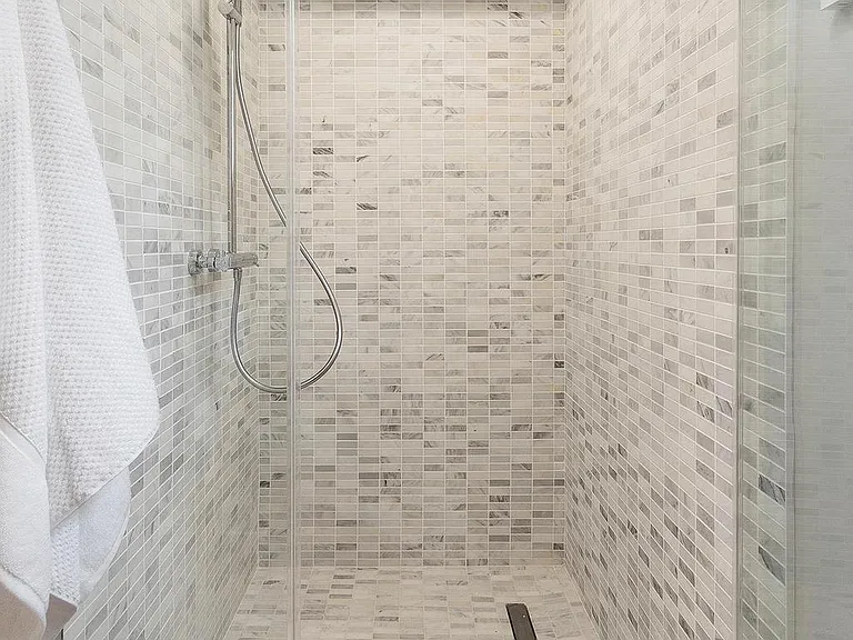 1321 S Woodstock St — Photo 18