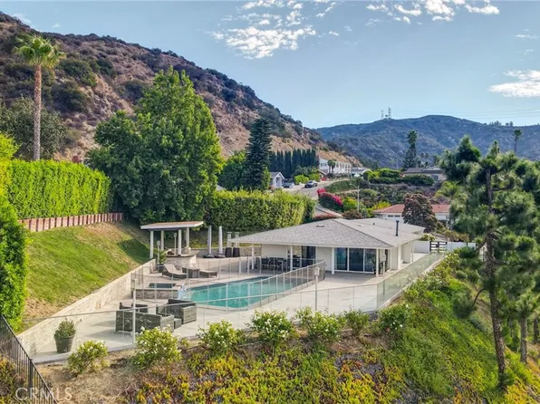 2461 Allanjay Pl, Glendale, CA 91208