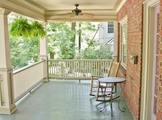 2003 University Dr, Durham, NC 27707