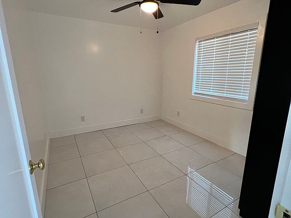 5th image of 24736 Ward St