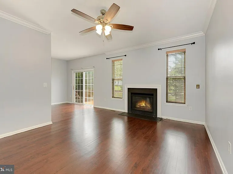 345 Huntington Dr — Photo 14
