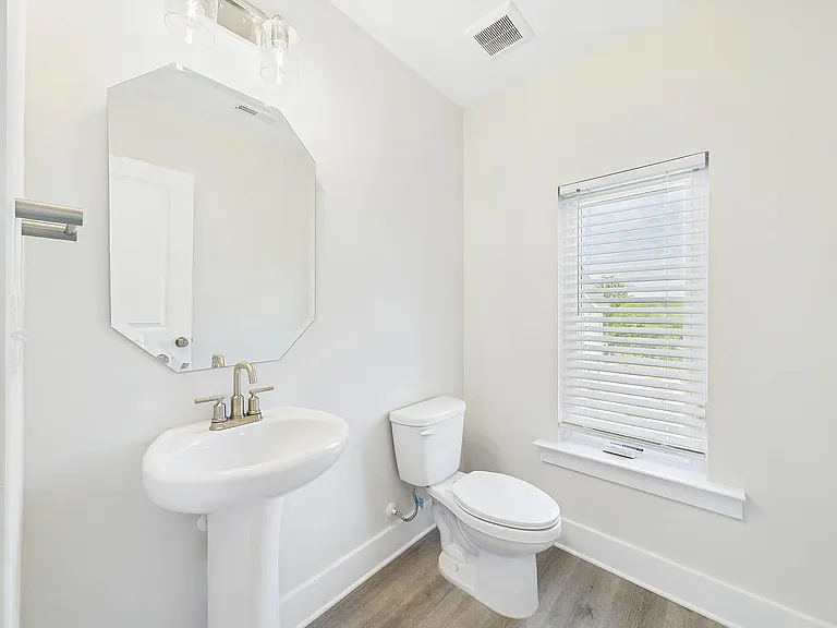308 Ferebee Pl — Photo 7