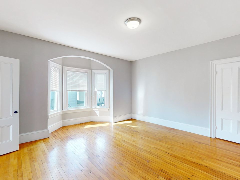 184 Ash 184 Ash St Waltham MA Zillow