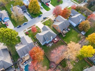16780 W 157th St, Olathe, KS 66062