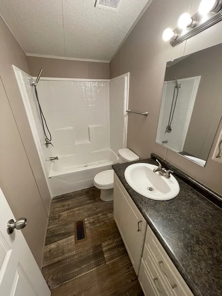 2 bed, 2.0 bath, $1,150 — Photo 3