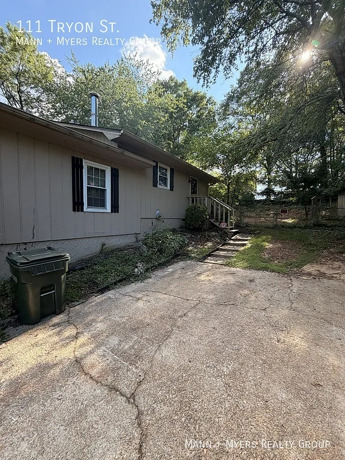 3 bd House for Rent in Greer — Photo 2