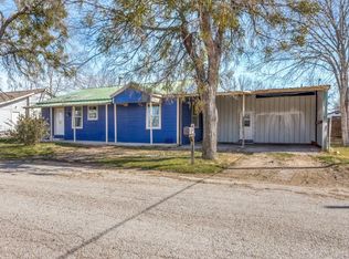 303 S Russell St, Alvarado, TX 76009