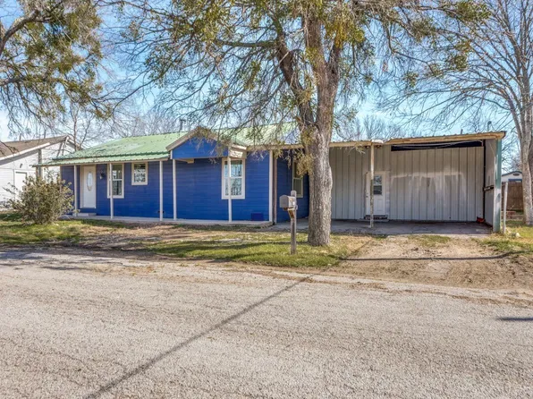 303 S Russell St, Alvarado, TX 76009