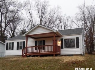 706 Royal Ave, Mount Vernon, IL 62864