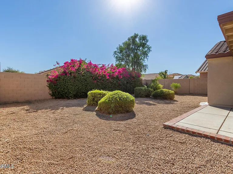17715 W Redfield Rd — Photo 25